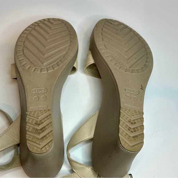 Crocs Women’s Leigh Beige Wedge Sandals- Ankle Strap-Dressy or Casual- Size 10 - Picture 5 of 5